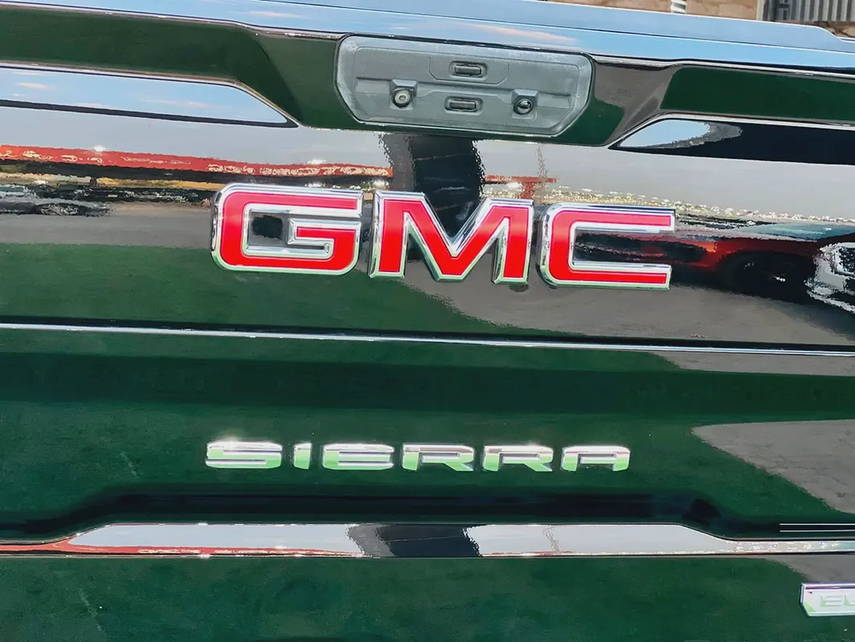 GMC Sierra Elevation 2022 خليجي | X31 off road | محرك 5.3L V8 - Excellent Condition-6-6