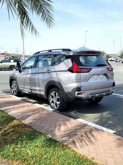 Mitsubishi Xpander HIGH LINE XPANDER CROSS 2024-2