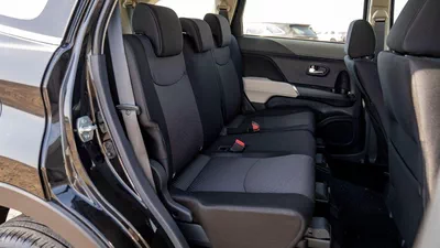 Toyota Rush EX GX 1.5L-15