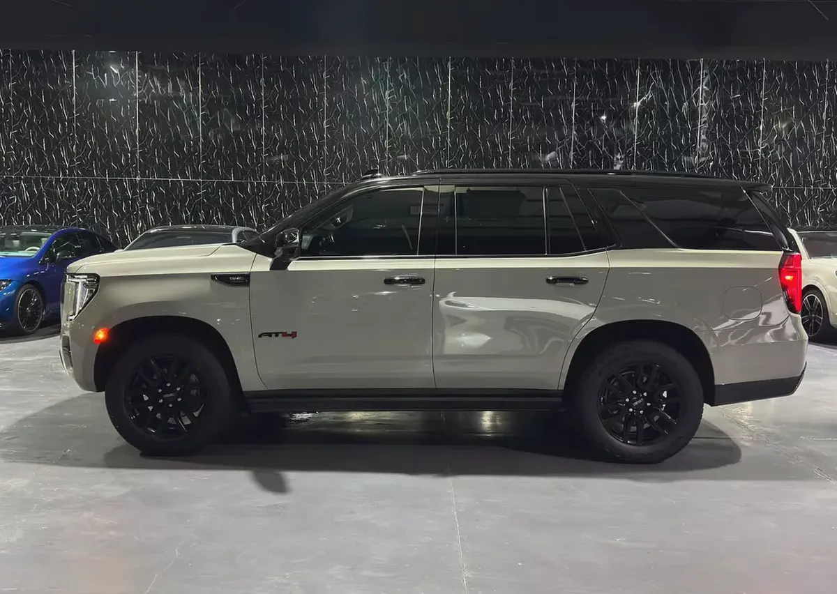 2021 GMC YUKON AT4 | FULL PPF |5.3L V8 | 4WD | 355 HP | PREMIUM 7-SEATER  SUV-6-6