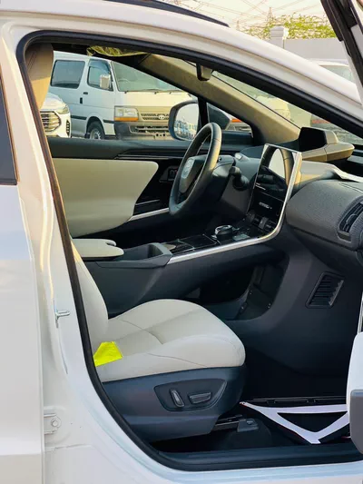 New 2023 Toyota bZ4X-9