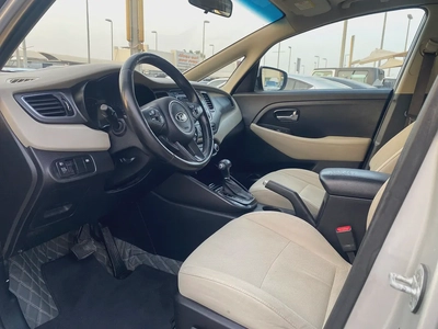 Kia Carens 2015 Silver-12