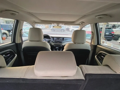 Kia Carens 2015 Silver-19