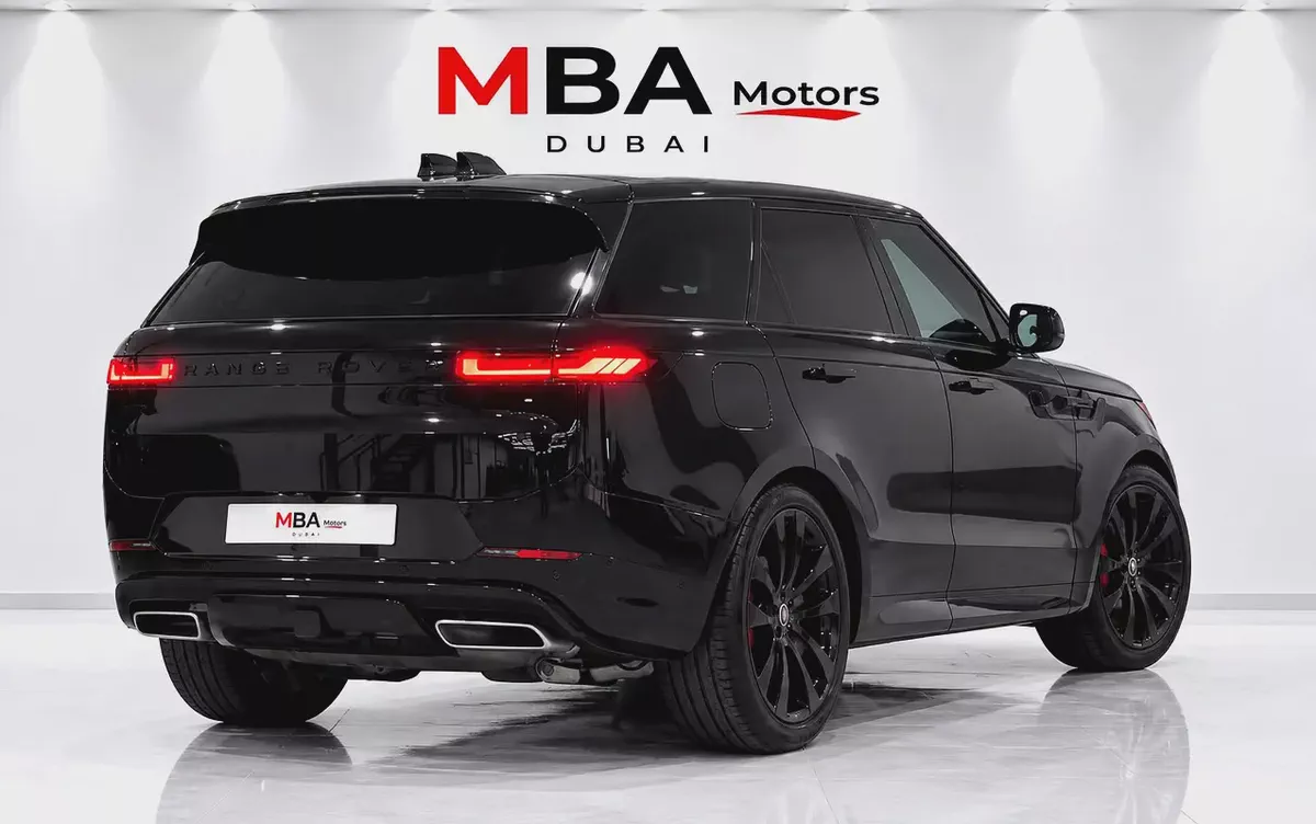 2025 Land Rover Range Rover Sport Dynamic - 27,000 kms-7-7