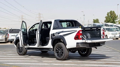 Toyota Hilux HILUX ADVENTURE 4.0L PETROL FOLL OPTION-9