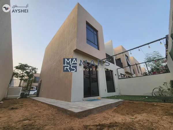 🌟2BHK Corner 🌟 Bigger Layout 🌟 | 2 Master Rooms 🛏️ | In Community🌟