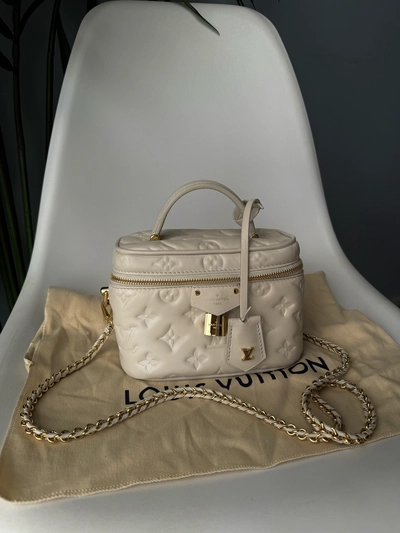 Louis Vuitton bag-0