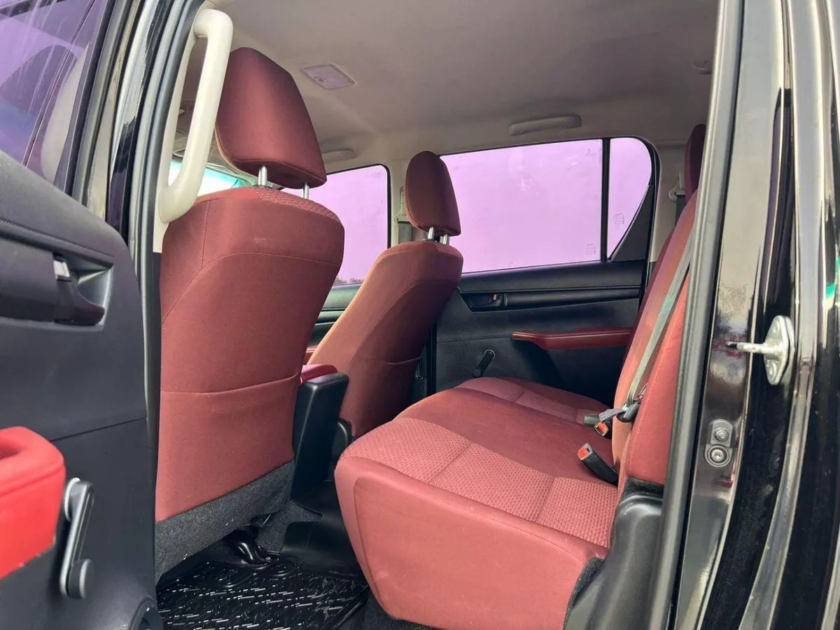 Toyota Hilux ADVENTURE 2022 Toyota Hilux Modified - 2.7L V4 - GCC - AWD 4x4 - Rear Camera - Patrol-15-0