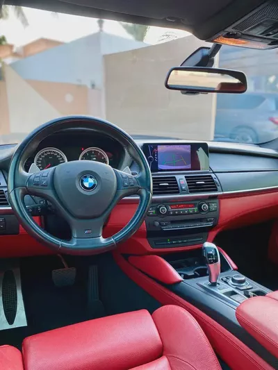 2014 BMW X6M  4.4L V8 555 HP || LOW MILEAGE || ACCIDENT FREE || GCC || CARPLAY TOUCH SCREEN-16