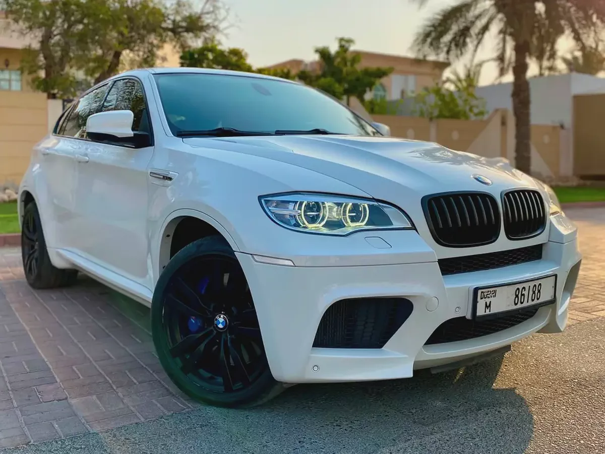 2014 BMW X6M  4.4L V8 555 HP || LOW MILEAGE || ACCIDENT FREE || GCC || CARPLAY TOUCH SCREEN-1-1