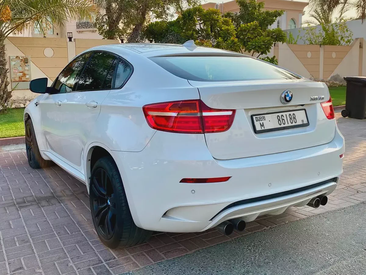 2014 BMW X6M  4.4L V8 555 HP || LOW MILEAGE || ACCIDENT FREE || GCC || CARPLAY TOUCH SCREEN-6-6