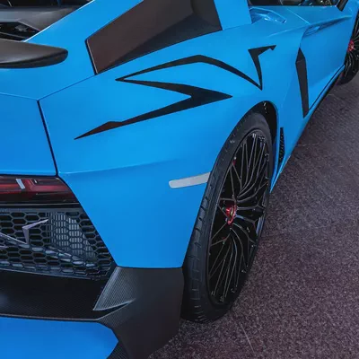 2017 Lamborghini Aventador SV  DONE ONLY 9000KM-8