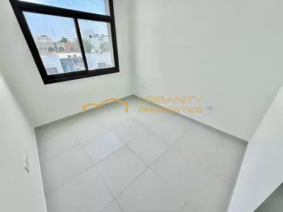 Spacious || 6 Bedroom Villa || Big Garden || Private Swimming Pool ||-8