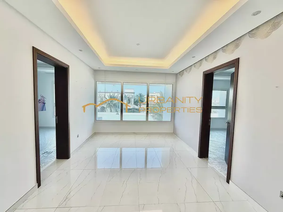 Spacious || 6 Bedroom Villa || Big Garden || Private Swimming Pool ||-2-2