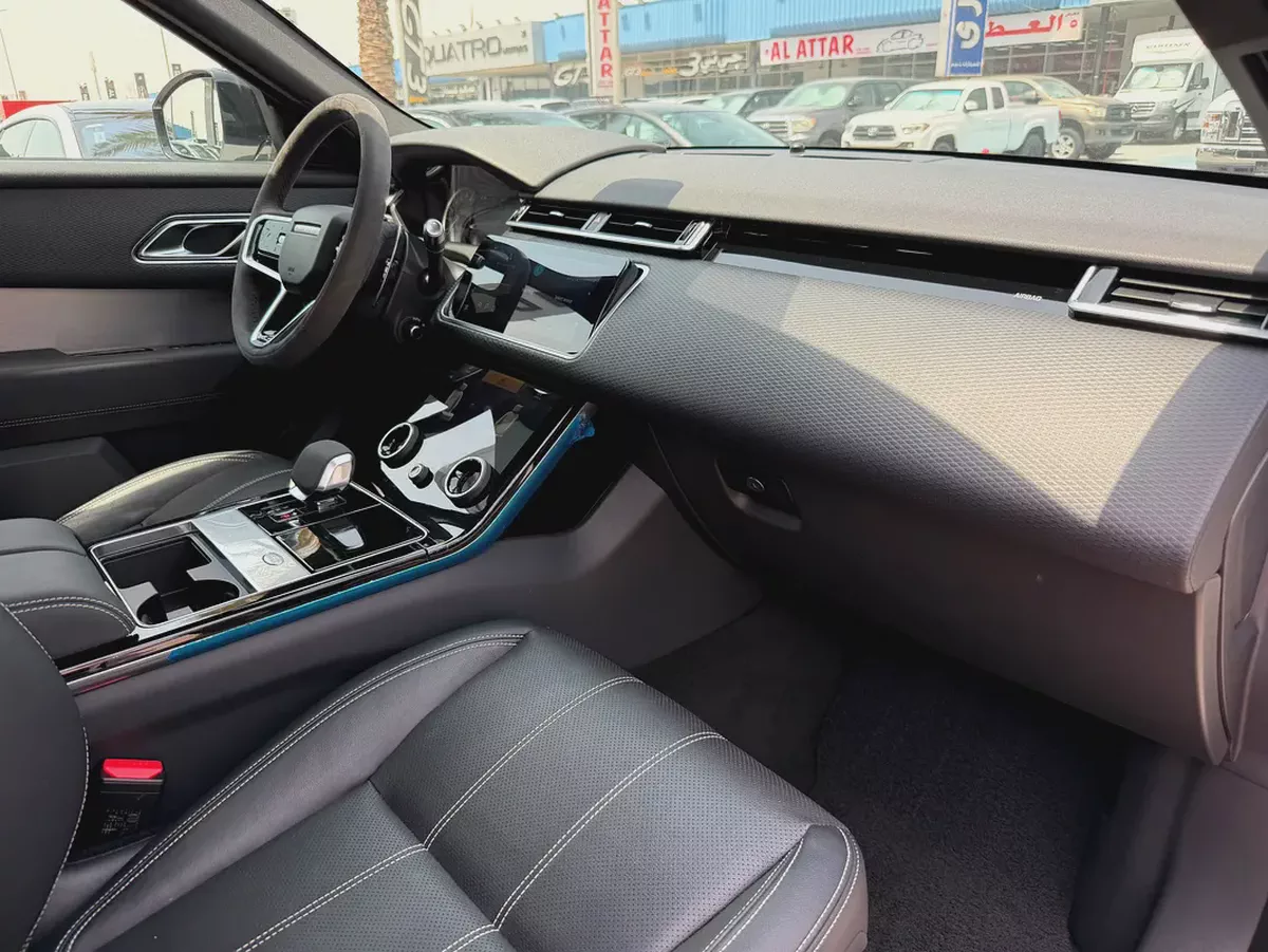 Pristine 2022 Range Rover Velar P250 HSE | European Specs | Low Mileage-8-8