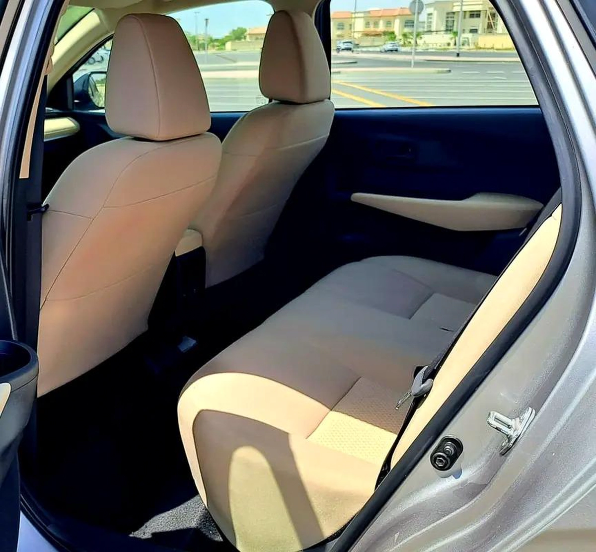 TOYOTA YARIS 2023 1.5L GCC (670/-MONTHLY)-6-6