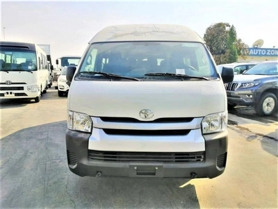 Toyota Hiace 2.5 engine // 2023 model-3