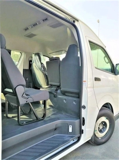 Toyota Hiace 2.5 engine // 2023 model-6
