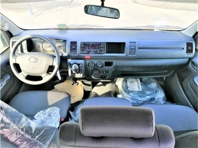 Toyota Hiace 2.5 engine // 2023 model-5