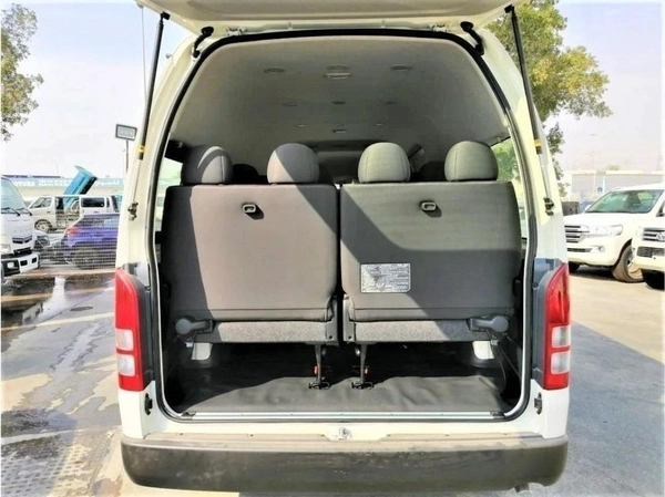 Toyota Hiace 2.5 engine // 2023 model