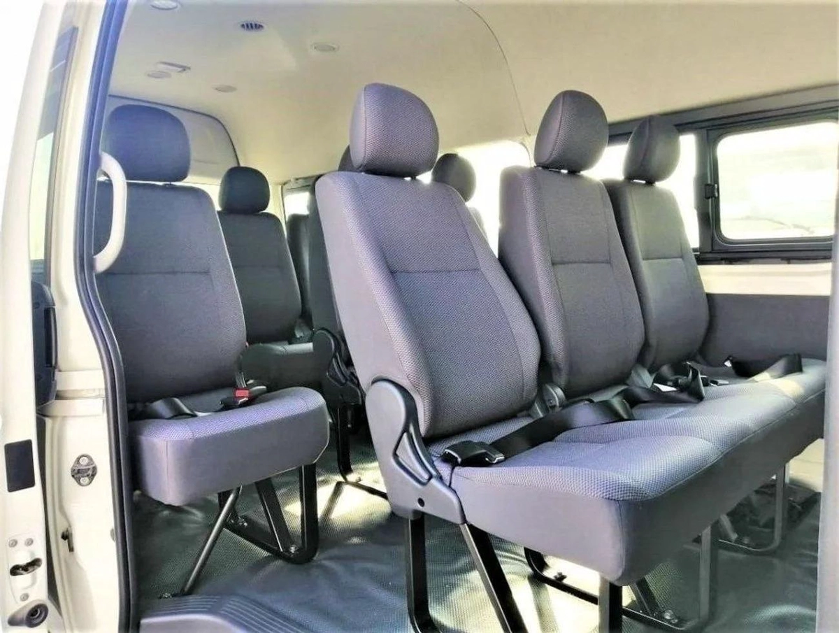 Toyota Hiace 2.5 engine // 2023 model-4-4