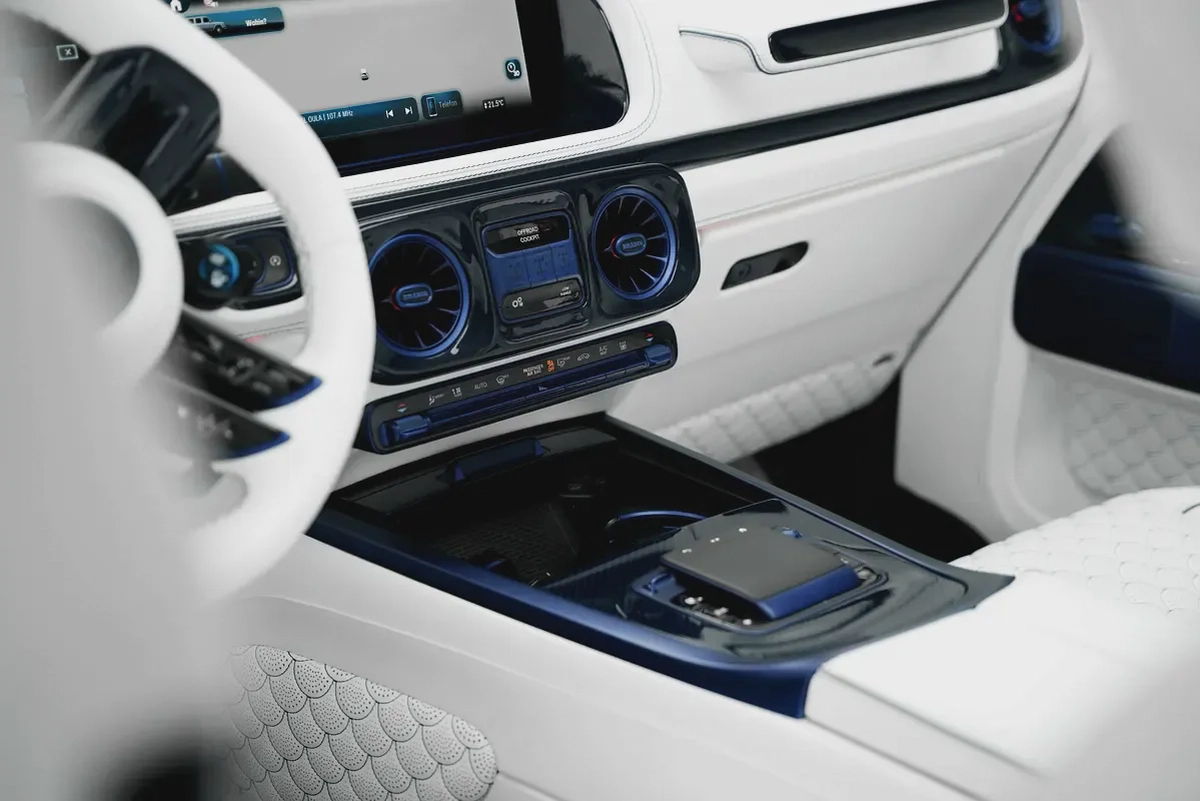 2025 MERCEDES BENZ BRABUS 800 MASTERPIECE