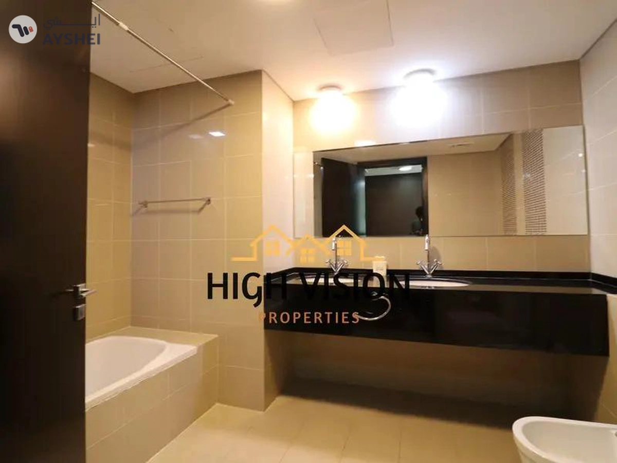 RAK Tower, Marina Square, Al Reem Island, Abu Dhabi-12-12
