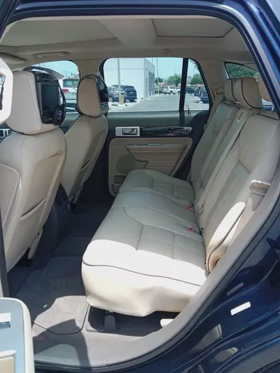Lincoln MKX Ultimate - Full Option Full Service History GCC Specs-6