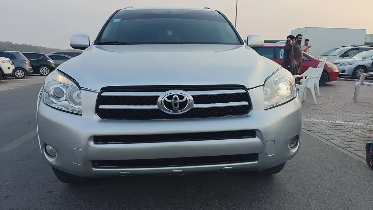 Toyota RAV4 GCC | Model 2008 | Well Maintained | Family SUV Looking for a dependable and fuel-effici-2-2