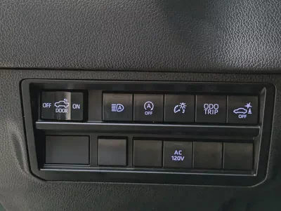 2022 TOYOTA TUNDRA CREWMAX LIMITED EDITION 4X4 PANORAMIC ROOF IN EXCELLENT CONDITION-10