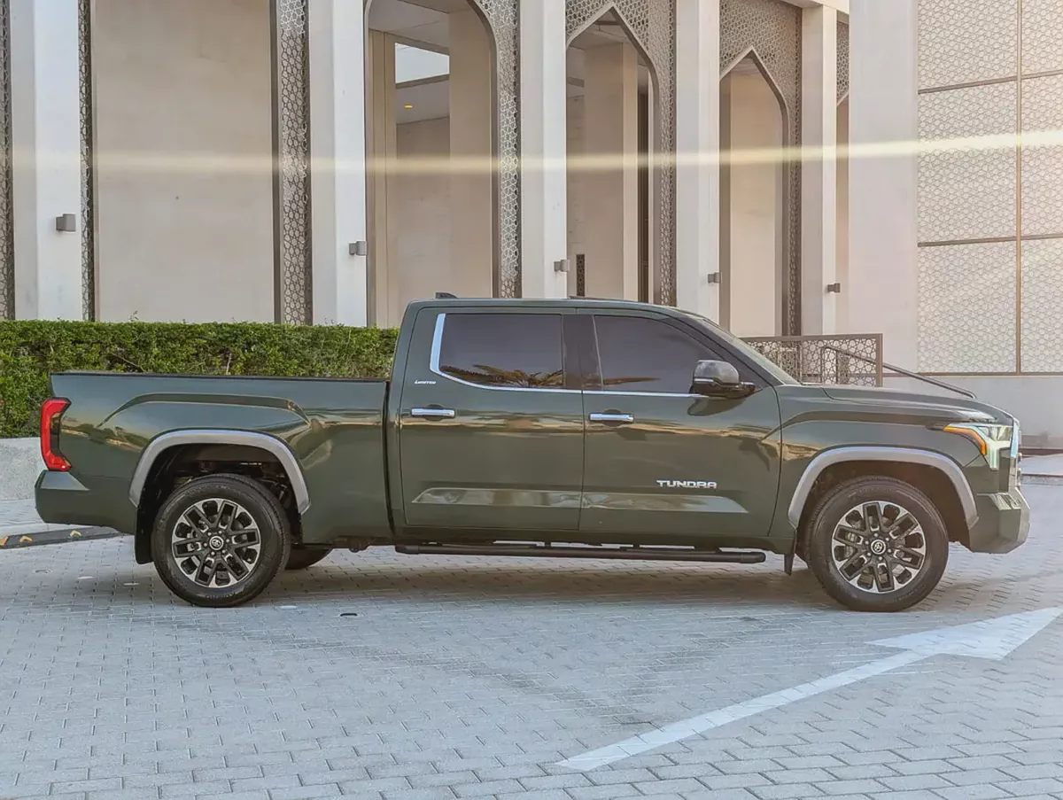 2022 TOYOTA TUNDRA CREWMAX LIMITED EDITION 4X4 PANORAMIC ROOF IN EXCELLENT CONDITION-17-17