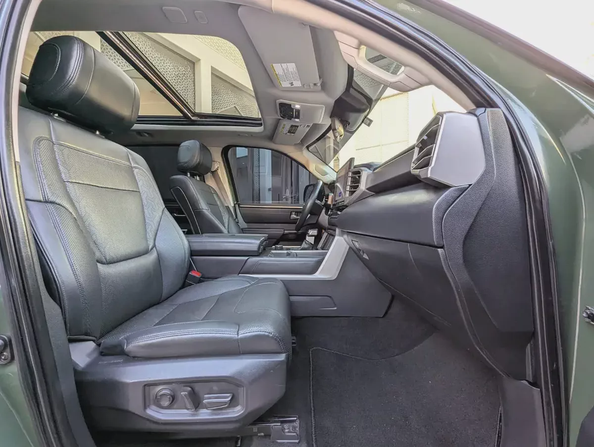 2022 TOYOTA TUNDRA CREWMAX LIMITED EDITION 4X4 PANORAMIC ROOF IN EXCELLENT CONDITION-4-4