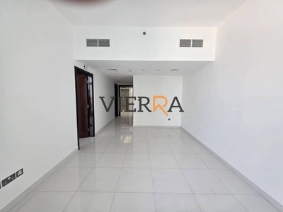 Spacious | Vacant | Prime Location l Perfect View-2