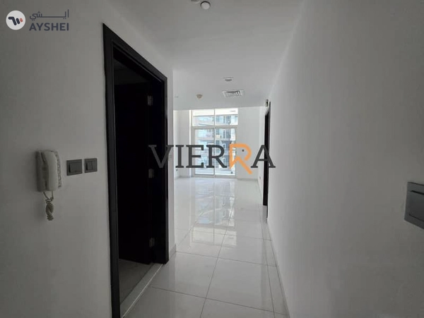Spacious | Vacant | Prime Location l Perfect View