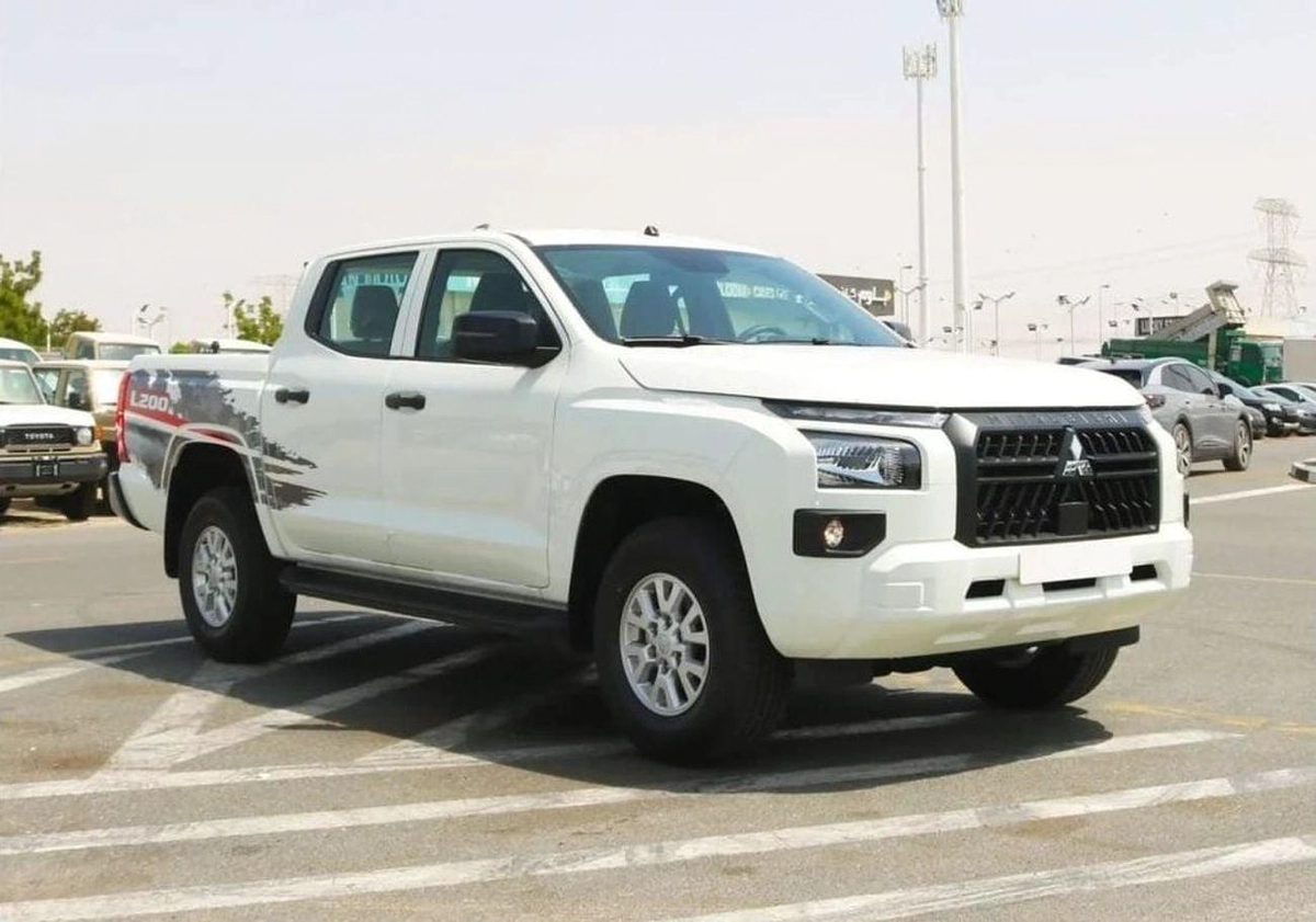 Mitsubishi L200 GLS Mitsubishi L200Triton GLX PTR MT  MY2025-2-0