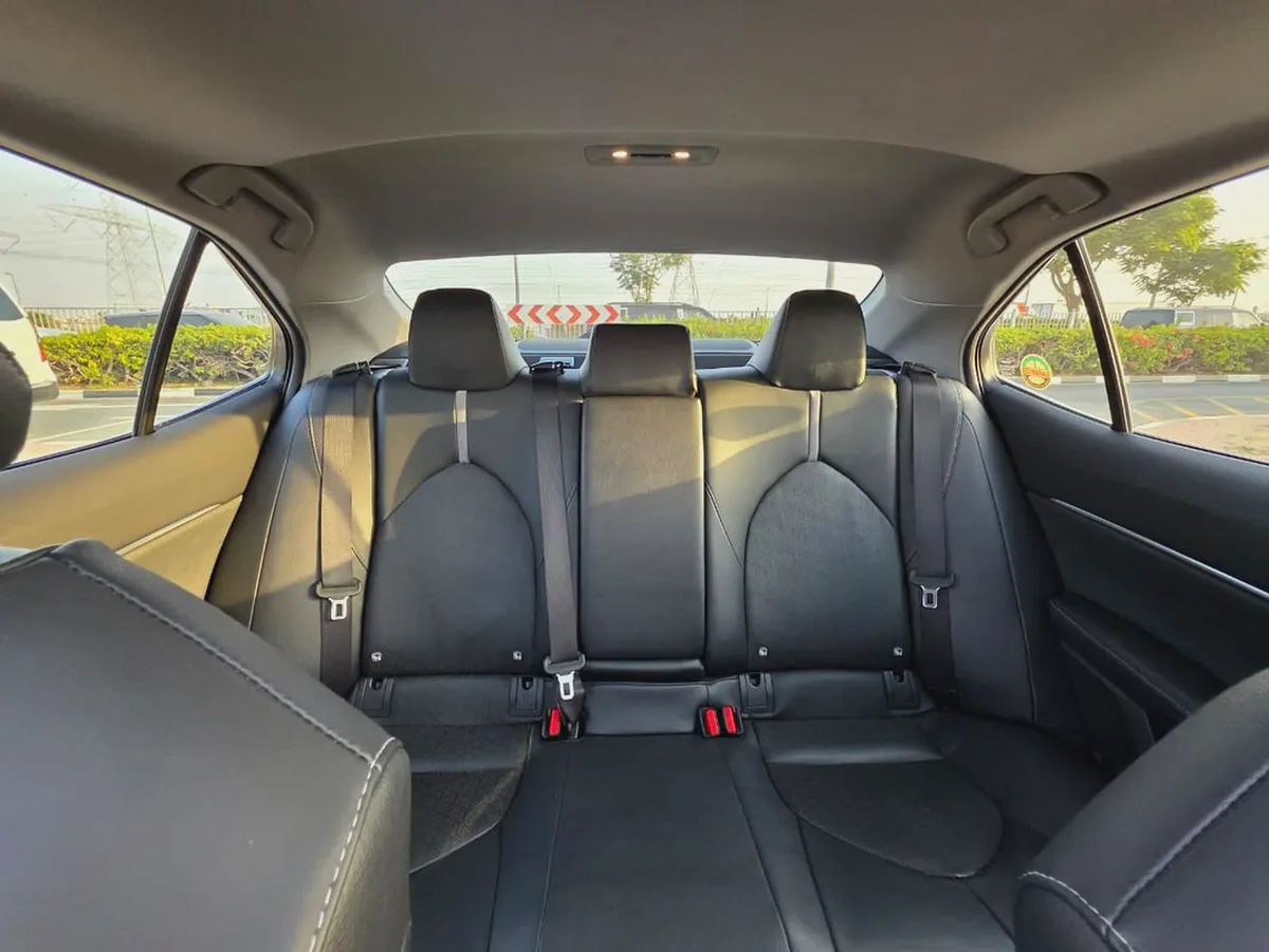 2024 Toyota Camry Sport | GCC Specs | Like New Condition-16-16
