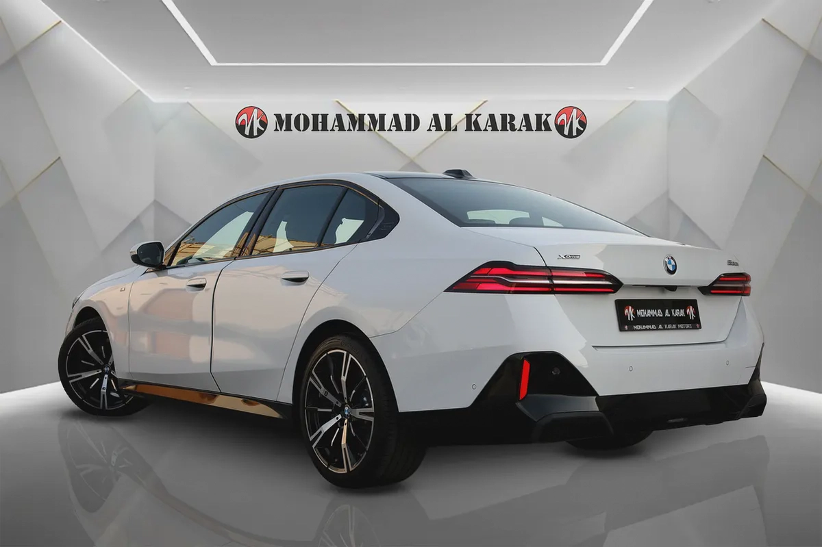 BMW 530I XDRIVE 2025 - WITH M-KIT - FULLY LOADED - BRAND NEW-4-4