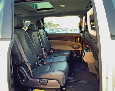 2025 Kia Carnival EX, Dealer Warranty and Service Package, GCC Specifications-11
