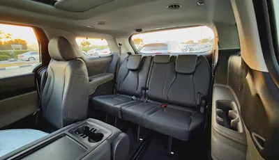 2025 Kia Carnival EX, Dealer Warranty and Service Package, GCC Specifications-13