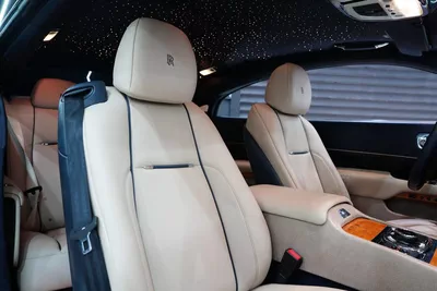 Rolls-Royce Wraith-7