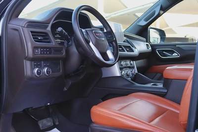 GMC Yukon XL SLT 2023 GCC Specs-12