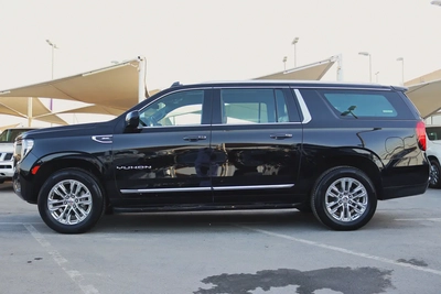 GMC Yukon XL SLT 2023 GCC Specs-3