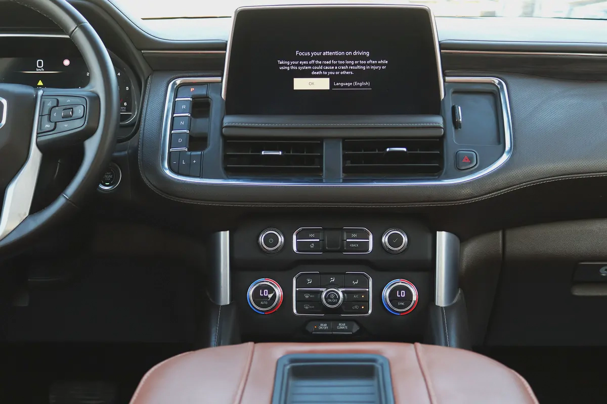 GMC Yukon XL SLT 2023 GCC Specs-16-16