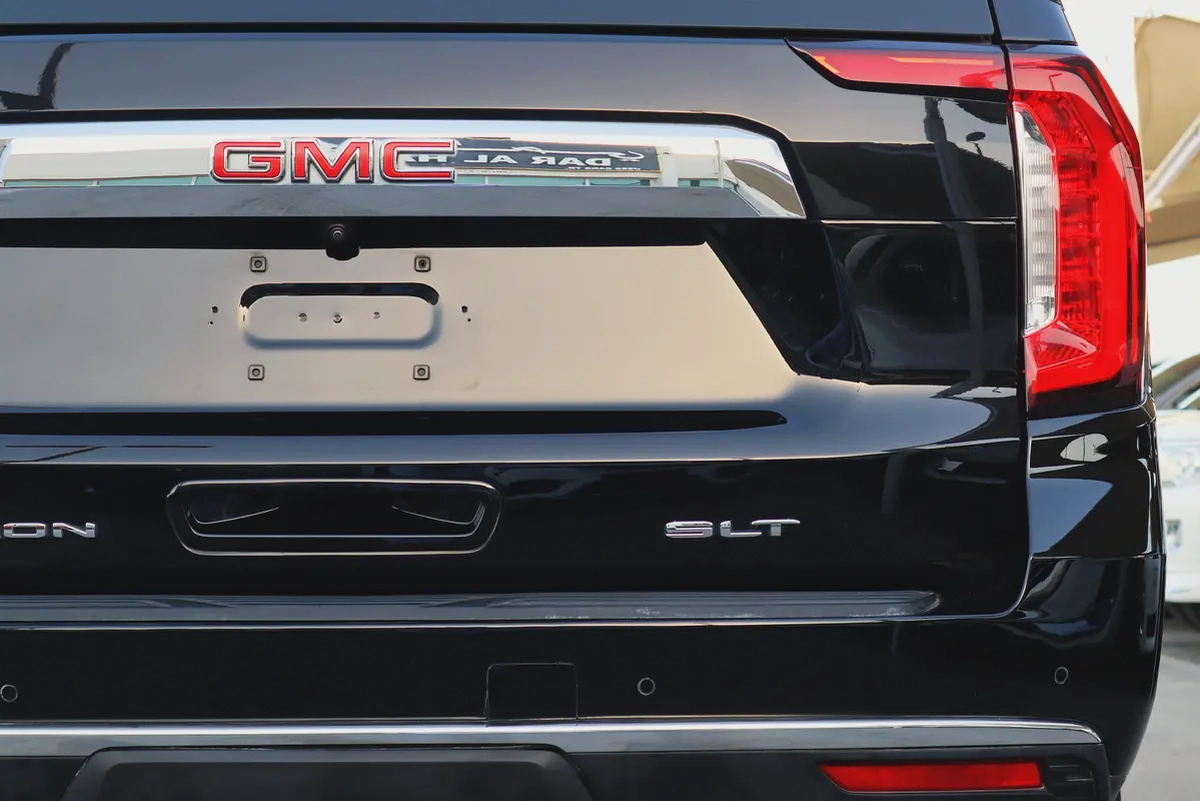 GMC Yukon XL SLT 2023 GCC Specs-7-7