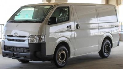Toyota Hiace Toyota hiace cargo standard 2.7L V4 PETROL-4