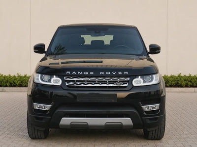 Pristine 2015 Land Rover Range Rover Sport HSE | GCC Specs | Low Mileage-11
