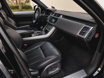 Pristine 2015 Land Rover Range Rover Sport HSE | GCC Specs | Low Mileage-19