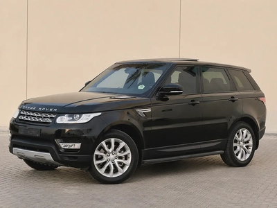 Pristine 2015 Land Rover Range Rover Sport HSE | GCC Specs | Low Mileage-3