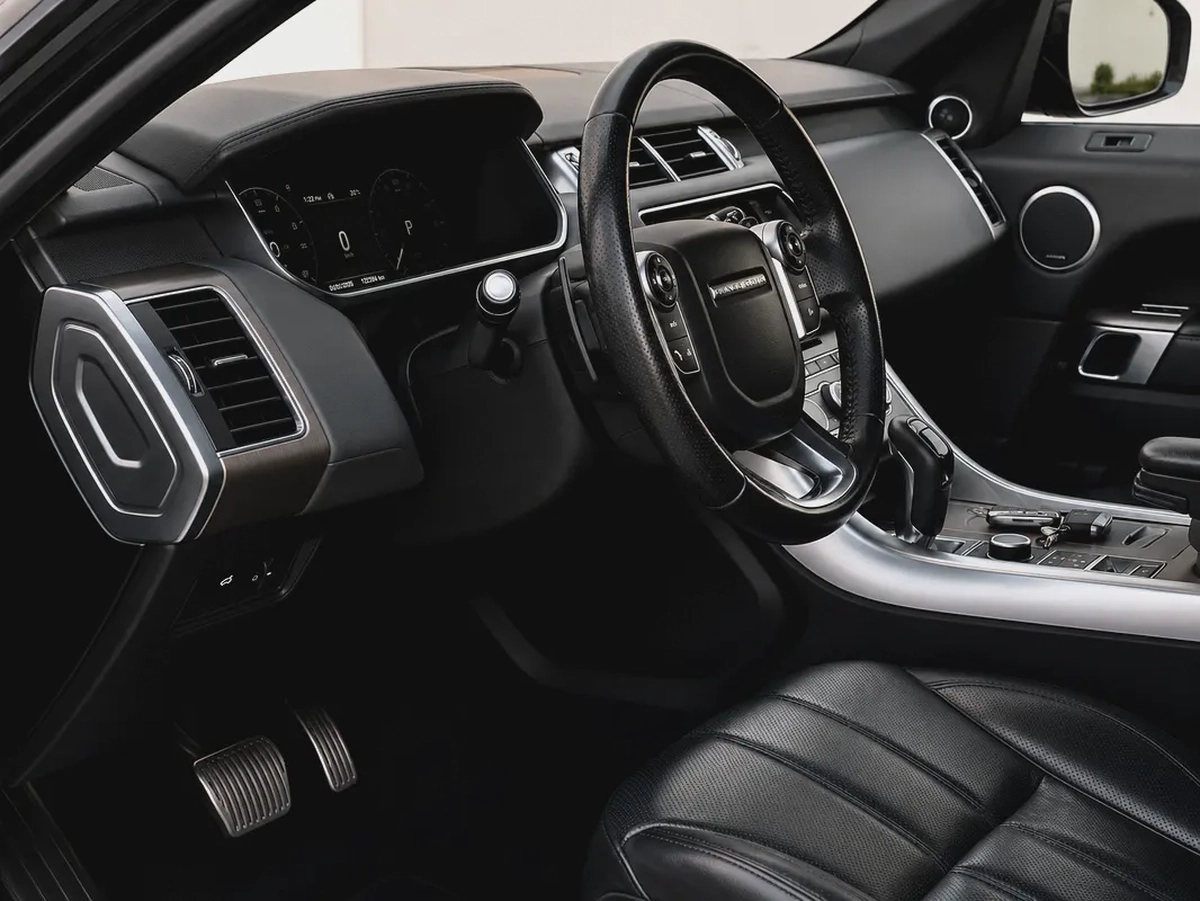 Pristine 2015 Land Rover Range Rover Sport HSE | GCC Specs | Low Mileage-15-15