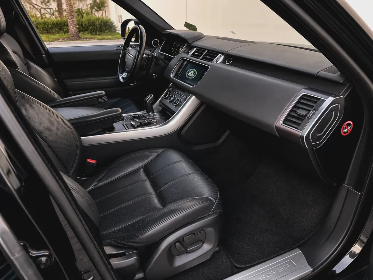 Pristine 2015 Land Rover Range Rover Sport HSE | GCC Specs | Low Mileage-19-19